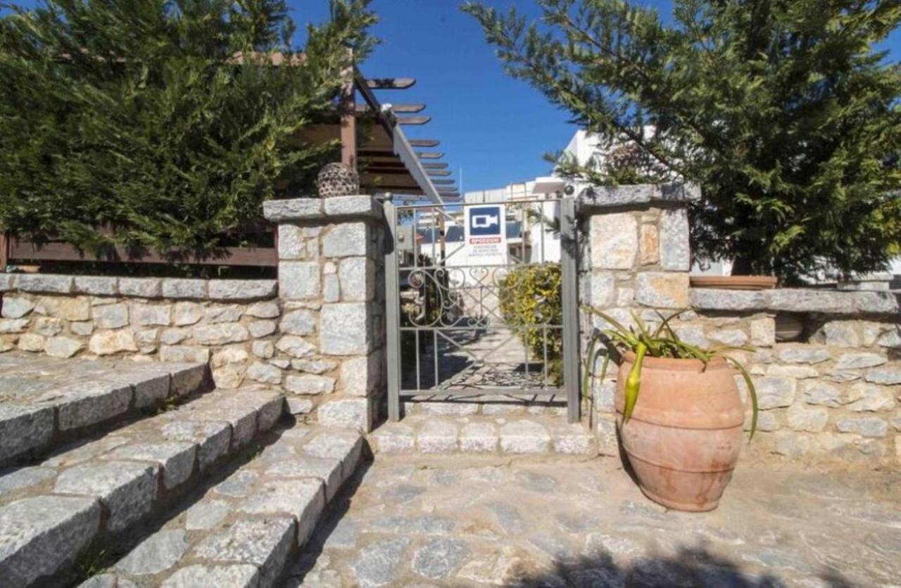 Malvazios Villas #2 Гитион Экстерьер фото